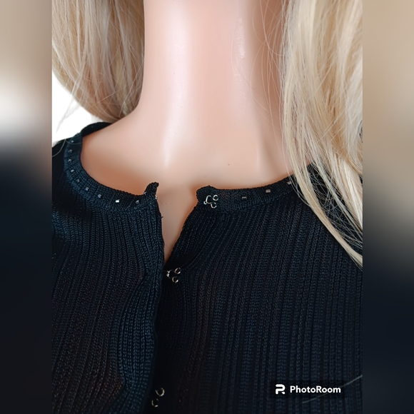 Phillip Chi black, hook front closure blouse - Picture 4 of 7